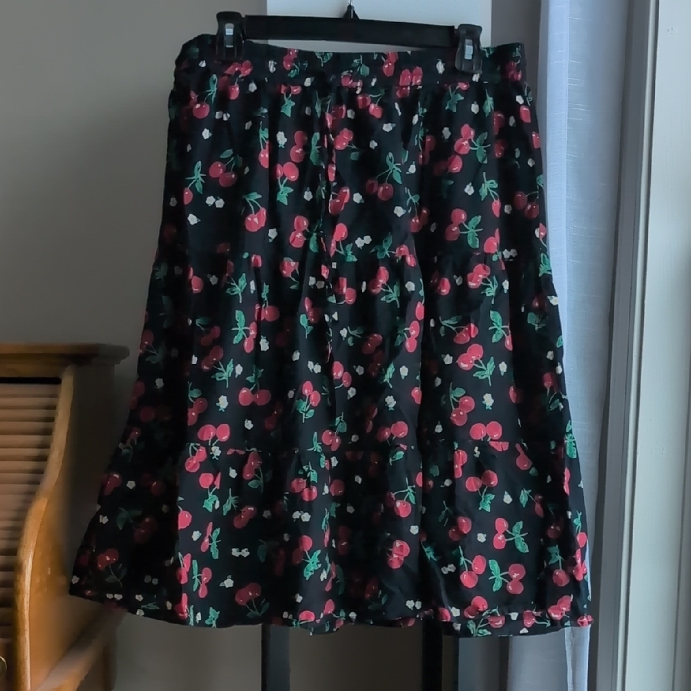 Elegant Cherry Patterned Midi Skirt